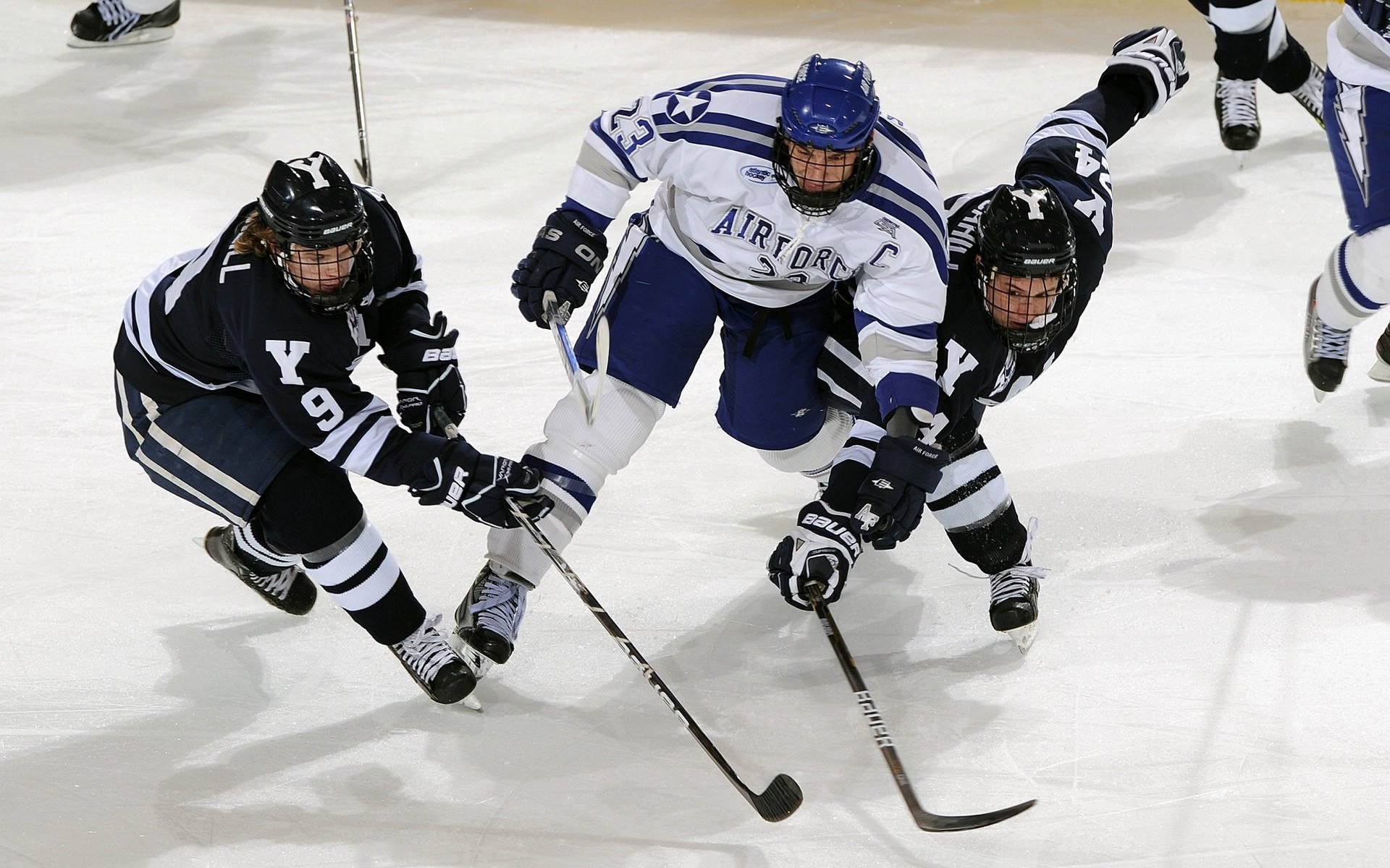 哈弗茨崛起引爆争冠变局！阿森纳稳健战术拆解曼城霸权