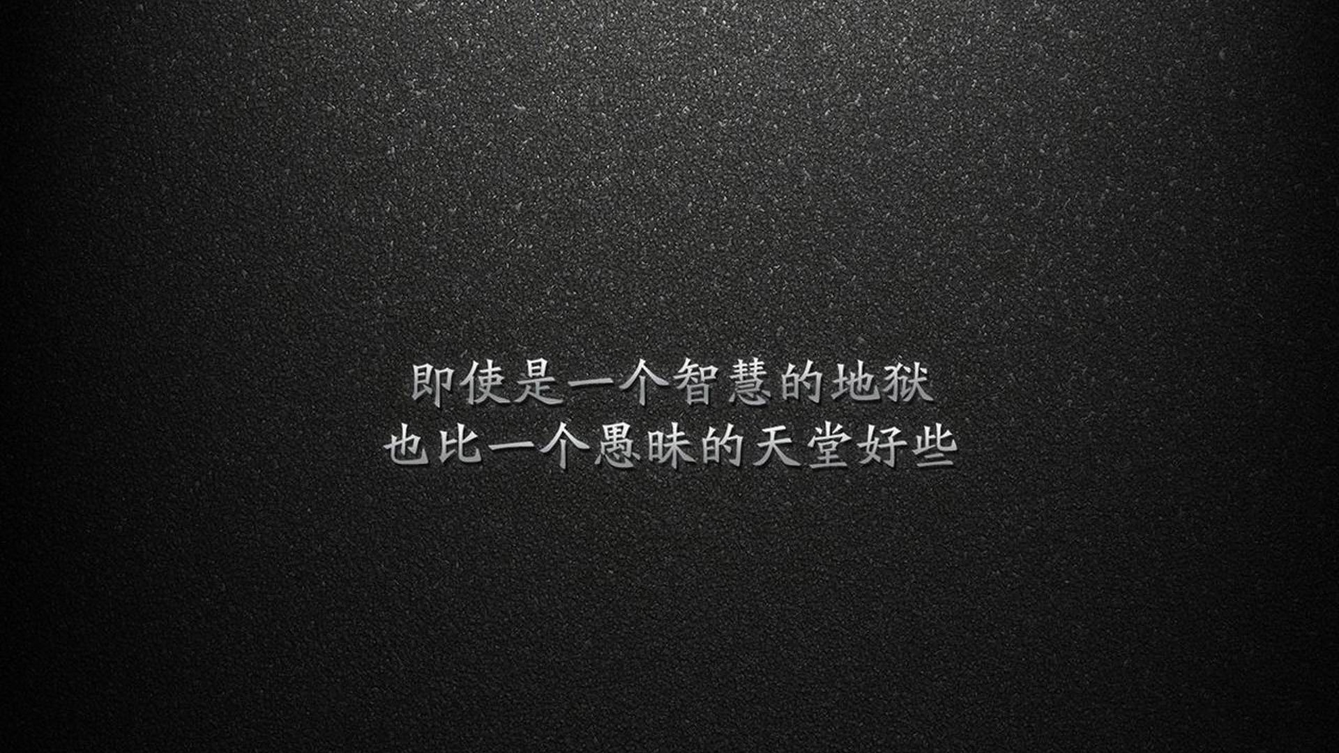首先，扩展思维，构思几个不同风格的标题